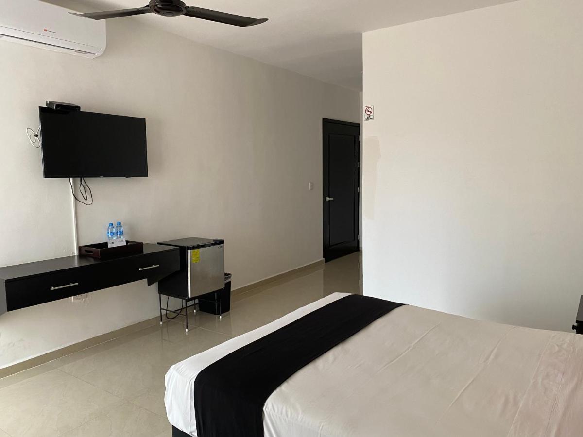 Hotel Siglo 21 Mérida Esterno foto