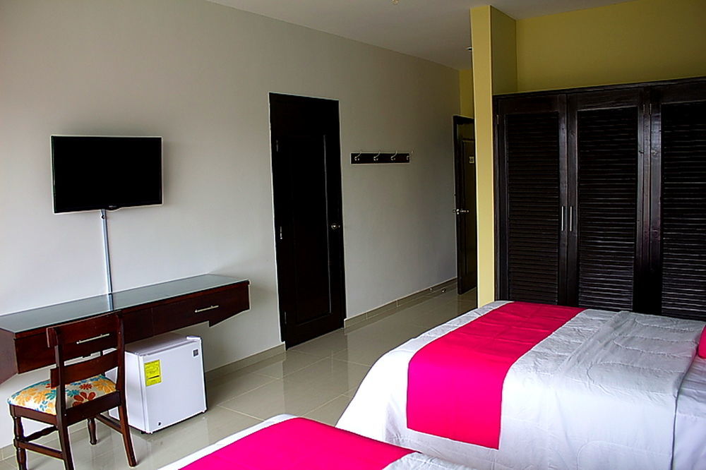 Hotel Siglo 21 Mérida Esterno foto